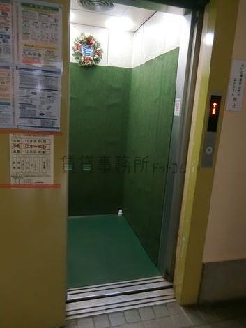 エレベーター