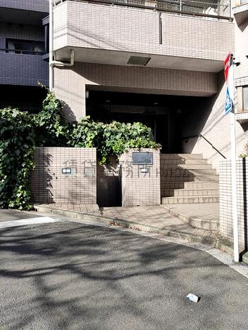 正面玄関