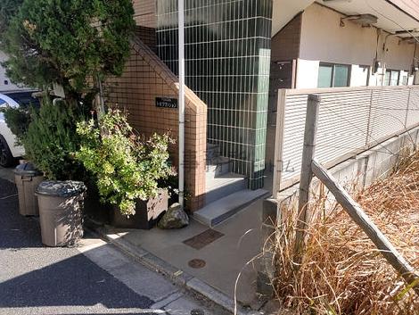 正面玄関