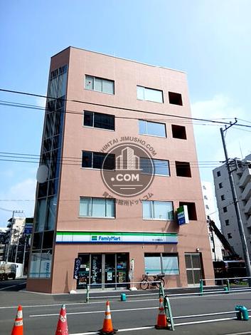 飯島ビルの外観写真