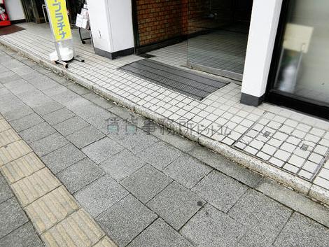 正面玄関