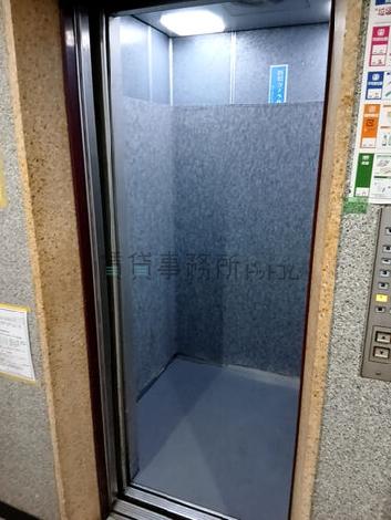 エレベーター