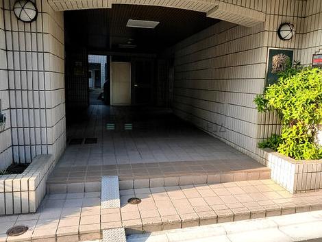 正面玄関