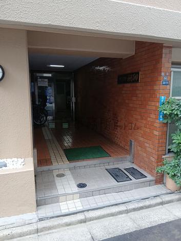 正面玄関