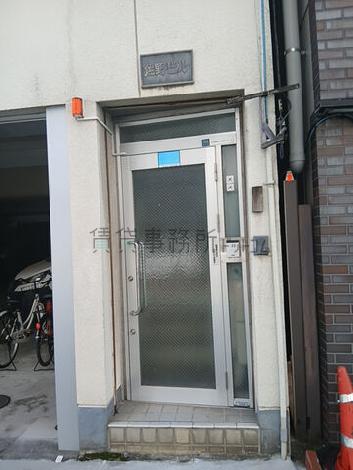 正面玄関