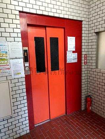 エレベーター