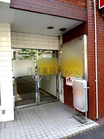 正面玄関