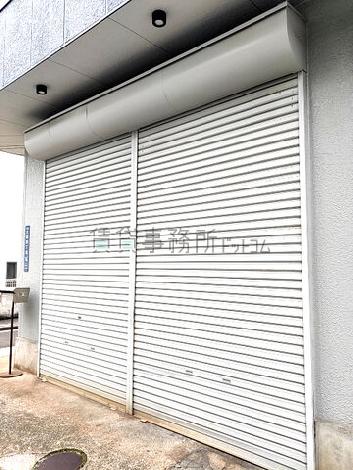 正面玄関