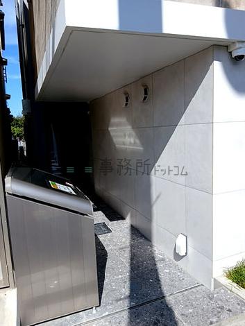 正面玄関