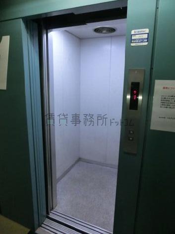 エレベーター