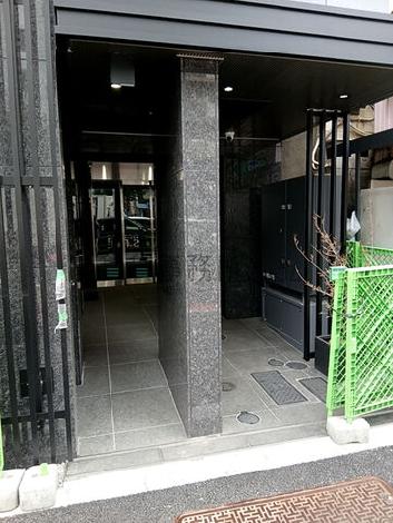 正面玄関