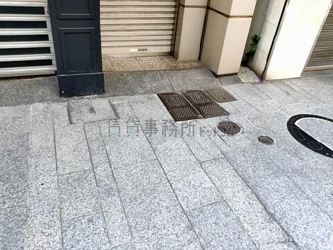 正面玄関