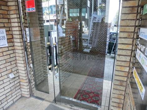 正面玄関