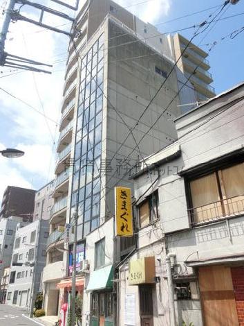 側面からの外観