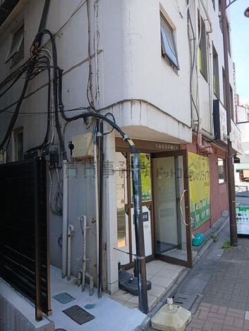 正面玄関