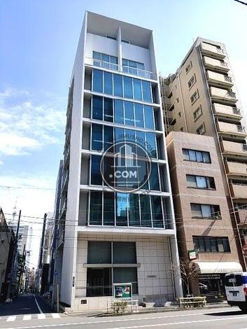 上杉本社ビルの外観写真
