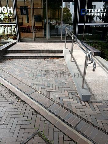 正面玄関