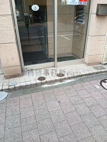 正面玄関