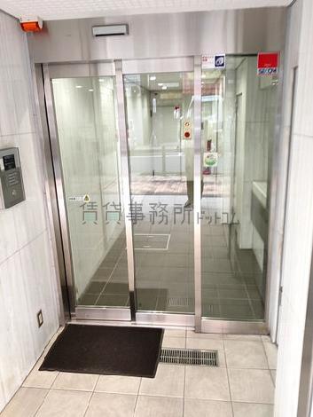 正面玄関
