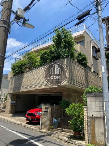 根岸三ツ木ビルの外観写真