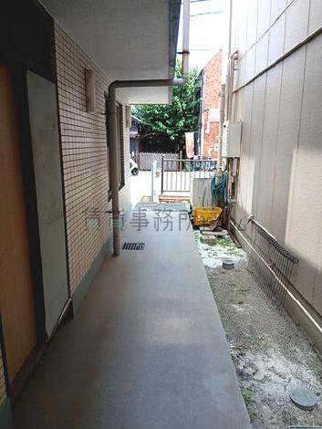 正面玄関