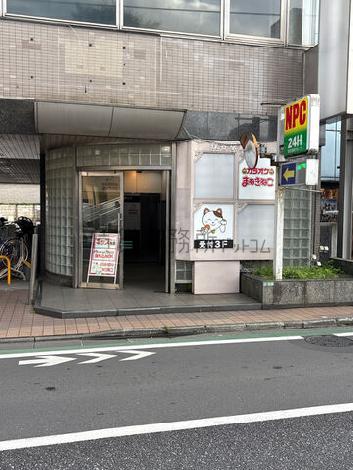 正面玄関