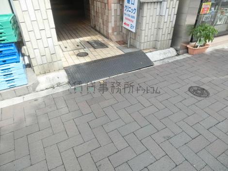 正面玄関
