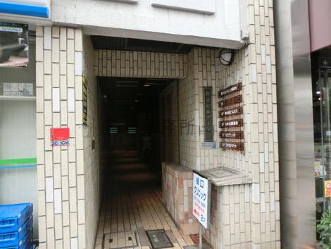 正面玄関