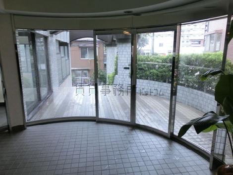 正面玄関