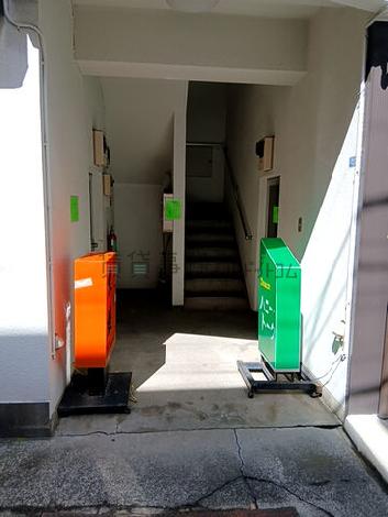 正面玄関