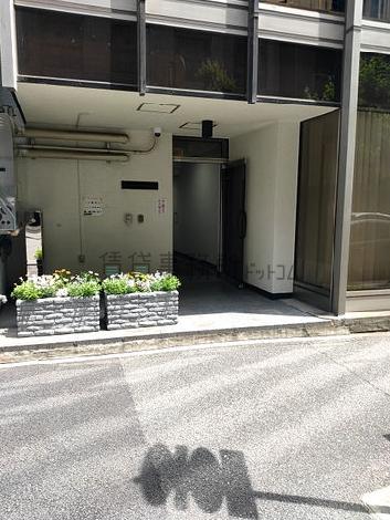 正面玄関