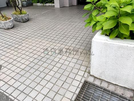 正面玄関