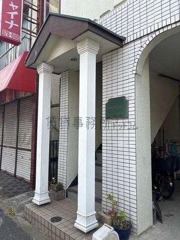 正面玄関