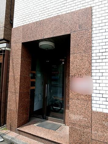 正面玄関