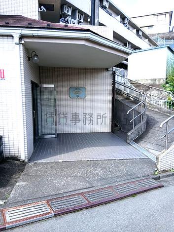 正面玄関