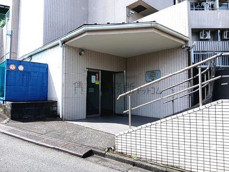 正面玄関