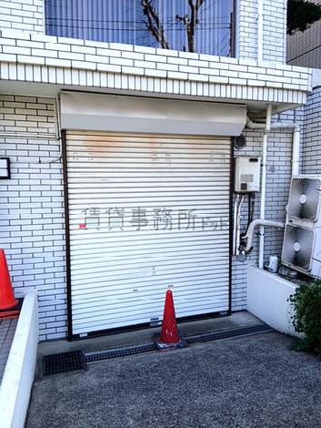 正面玄関