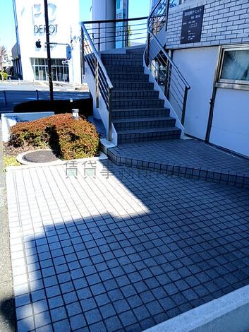 正面玄関