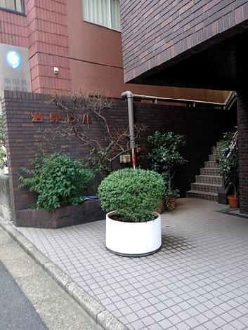 正面玄関