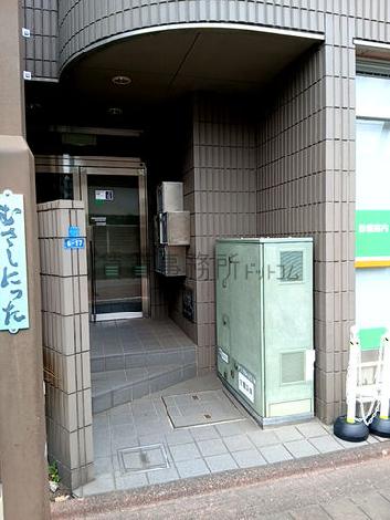 正面玄関