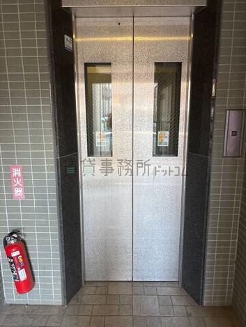 エレベーター