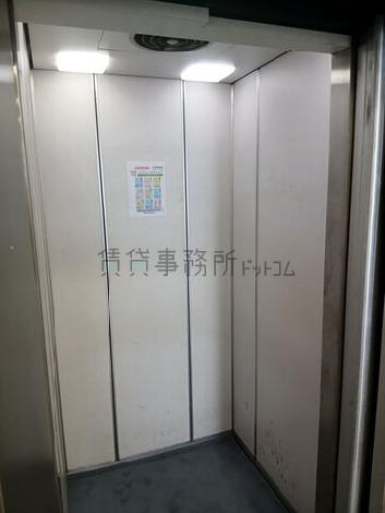 エレベーター