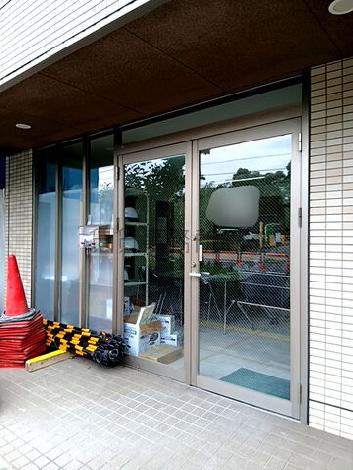 正面玄関