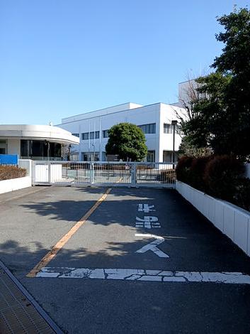 正面玄関