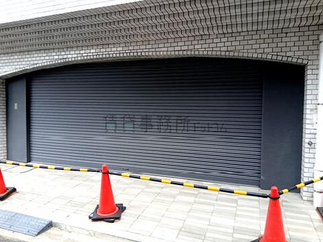正面玄関