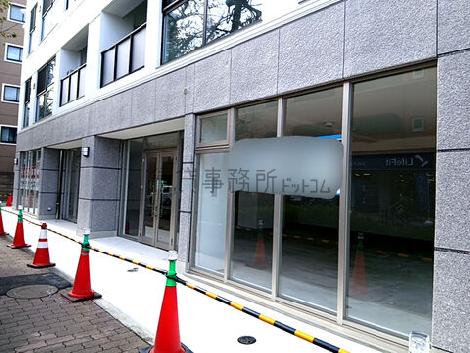正面玄関
