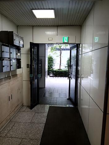 エントランス