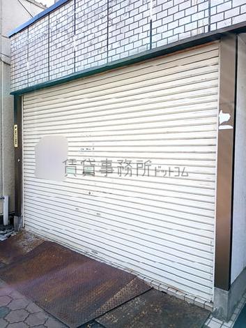 正面玄関