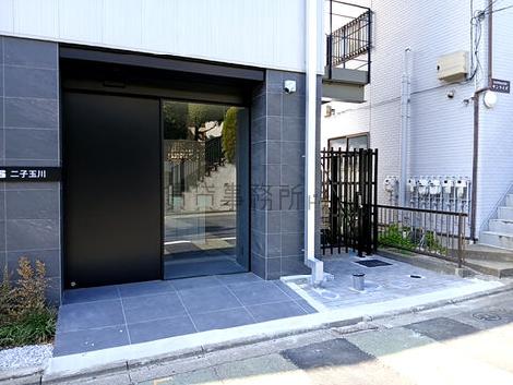 正面玄関