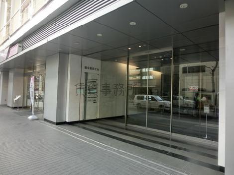 正面玄関